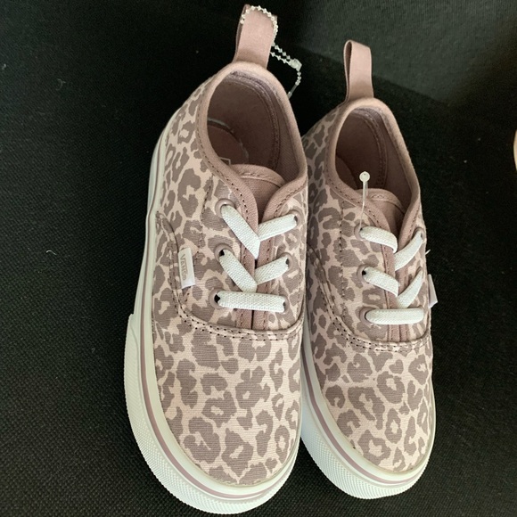 NWT- VANS Kids Sneakers with Leopard Pattern - Light Pink - Picture 9 of 9